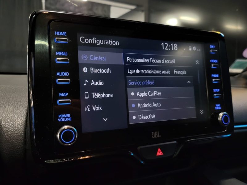 TOYOTA YARIS  IV 116H LA PREMIERES TOIT PANORAMIQUE / JBL / ANGLES MORTS / TETE HAUTE SUVI TOYOTA 