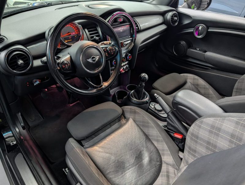 MINI COOPER 136Cv RED HOT CHILI