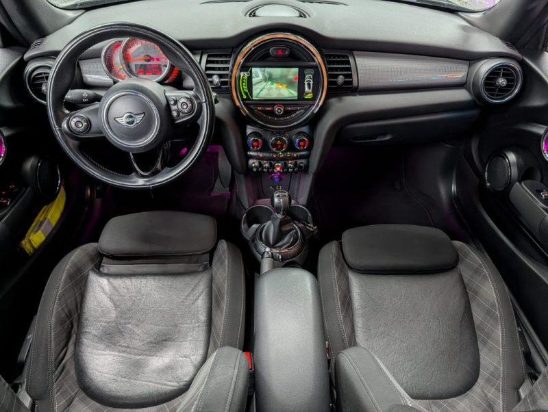 MINI COOPER 136Cv RED HOT CHILI