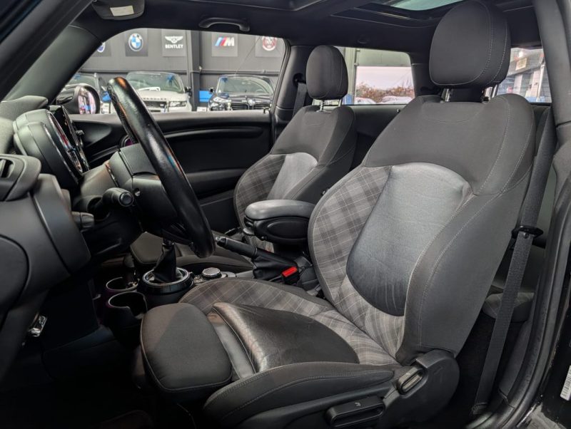 MINI COOPER 136Cv RED HOT CHILI