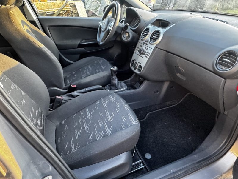 OPEL CORSA 1.4 TWINPORT 150ÈME ANNIVERSAIRE 5P 2012