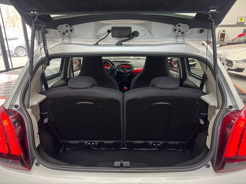 PEUGEOT 108 1.0 VTI 69 ch ENVY 5P GARANTIE 24 MOIS HISTORIQUE COMPLET 🇨🇵