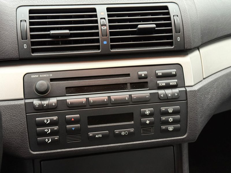 BMW 318 Ci E46 Coupé 143ch – Clim Auto – Jantes Alu – Révisée – Garantie 6 mois