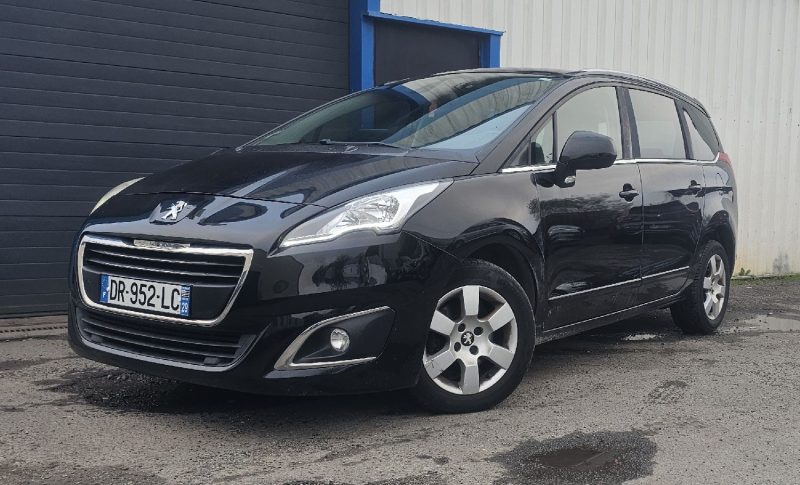 PEUGEOT 5008 1.6 BLUEHDI 120CH  STYLE 7 PLACES 