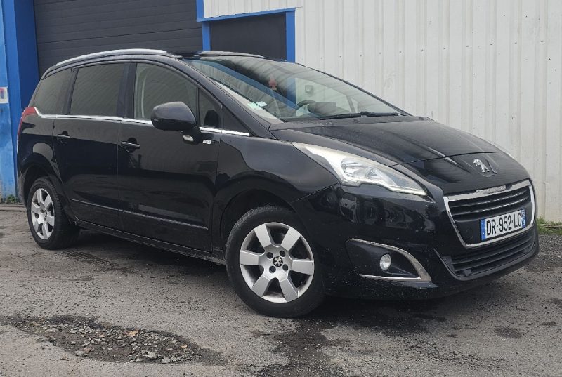 PEUGEOT 5008 1.6 BLUEHDI 120CH  STYLE 7 PLACES 
