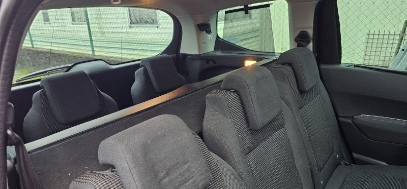 PEUGEOT 5008 1.6 BLUEHDI 120CH  STYLE 7 PLACES 