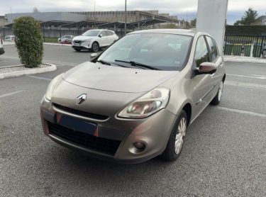 RENAULT CLIO III AUTHENTIQUE 1.2 16V 