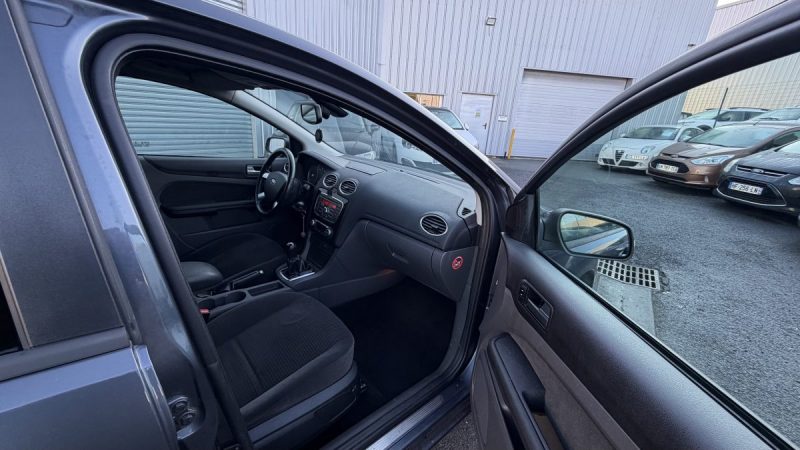 FORD FOCUS II 1.6 103Cv TDCI GHIA Garantie