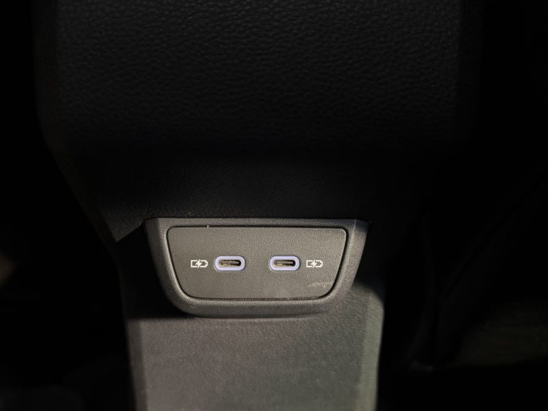 VOLKSWAGEN POLO 6 1.0 TSI 95cv STYLE DSG7 - IQ LIGHT - GARANTIE VW - 1er MAIN - 31 500klm 