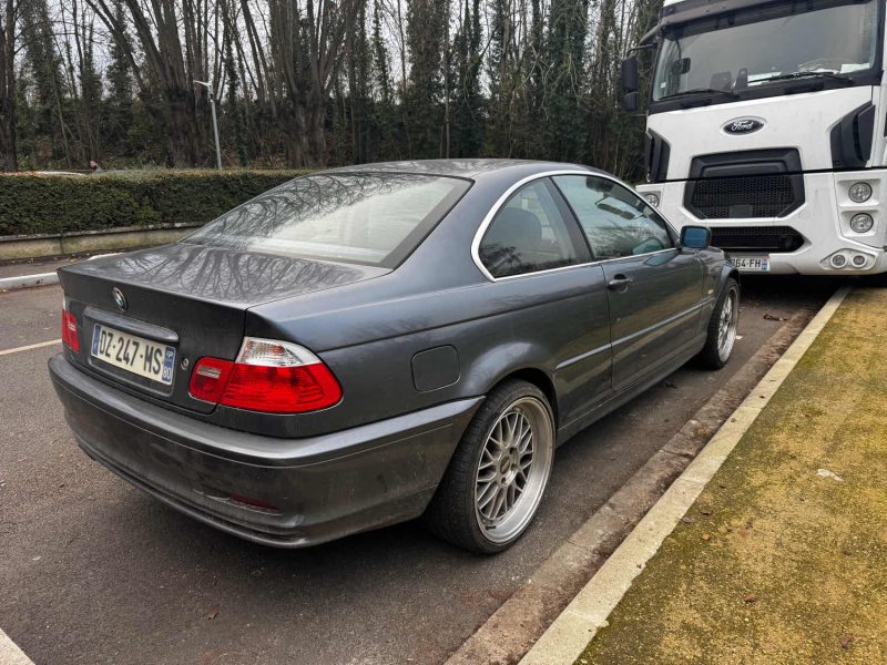 B.M.W. SERIE 320 CI BIEN LIRE L'annonce
