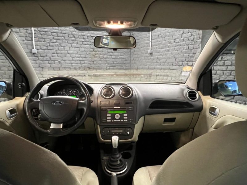 FORD FIESTA 1.4 TDCI GHIA  2006