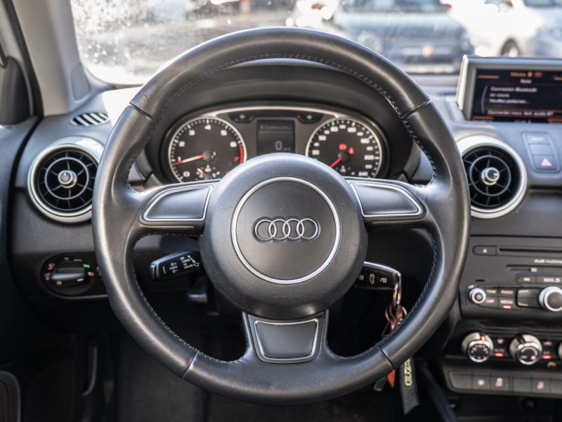 AUDI A1 SPORTBACK S-LINE 1.2 TFSI 86Cv