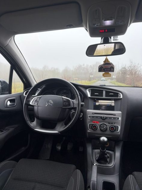 CITROËN C4 Millenium 1.6HDI 90ch / FEUX LED / ENTRETIEN COMPLET A JOUR