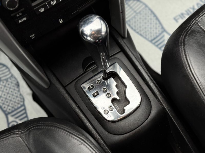 Peugeot 207 1.6 VTi 120ch Premium A – BOÎTE AUTO – Cuir – GPS – Bluetooth – Révisée & Garantie