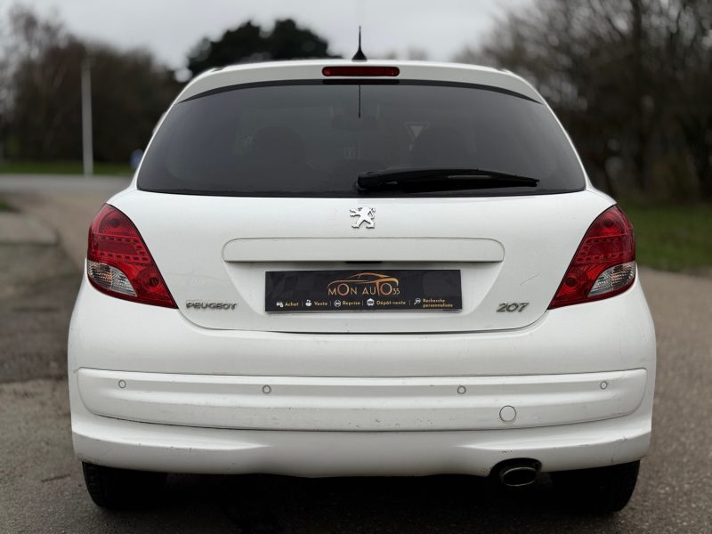 Peugeot 207 1.6 VTi 120ch Premium A – BOÎTE AUTO – Cuir – GPS – Bluetooth – Révisée & Garantie