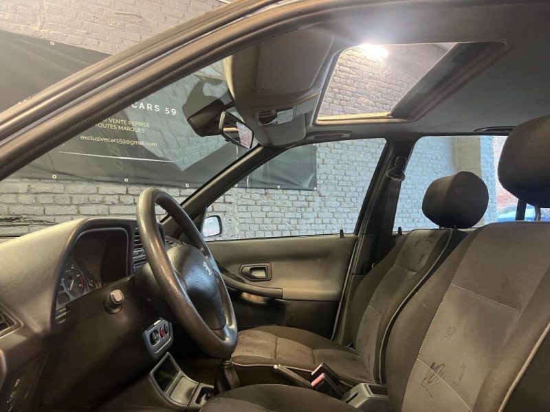 PEUGEOT 306 CHAMPION USA 1.9D 2001