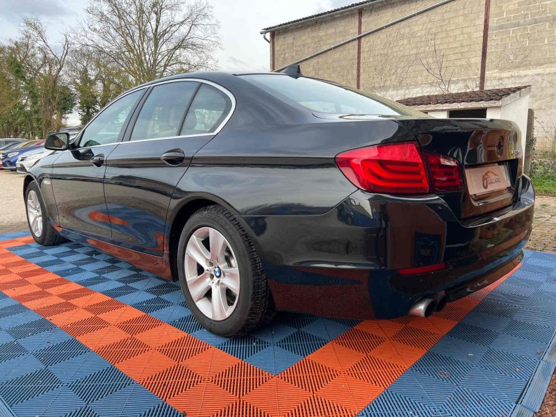 B.M.W. SERIE 5 523I CONFORT 2010