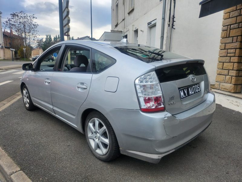 TOYOTA PRIUS LINEA SOL