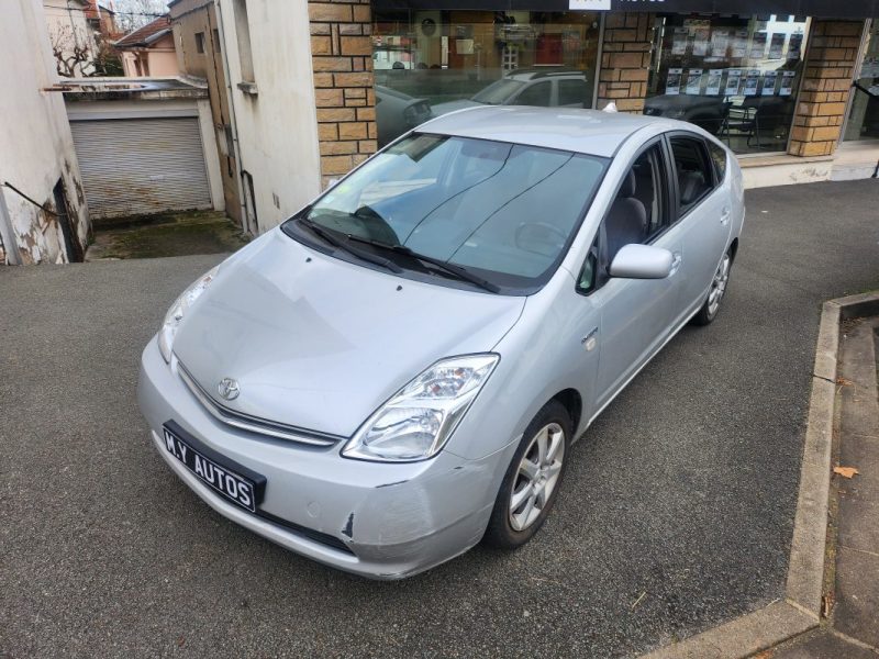 TOYOTA PRIUS LINEA SOL