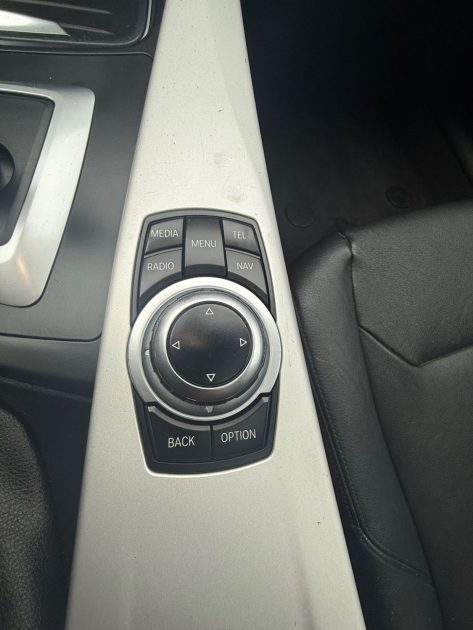 BMW SERIE 3 F31 TOURING 318D 2.0D - 16V TURBO BOITE AUTOMATIQUE 2013