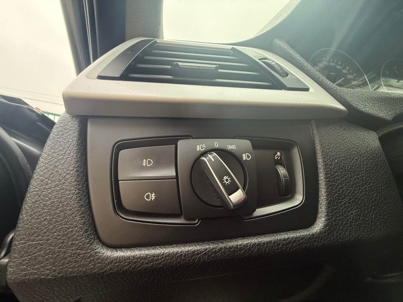 BMW SERIE 3 F31 TOURING 318D 2.0D - 16V TURBO BOITE AUTOMATIQUE 2013