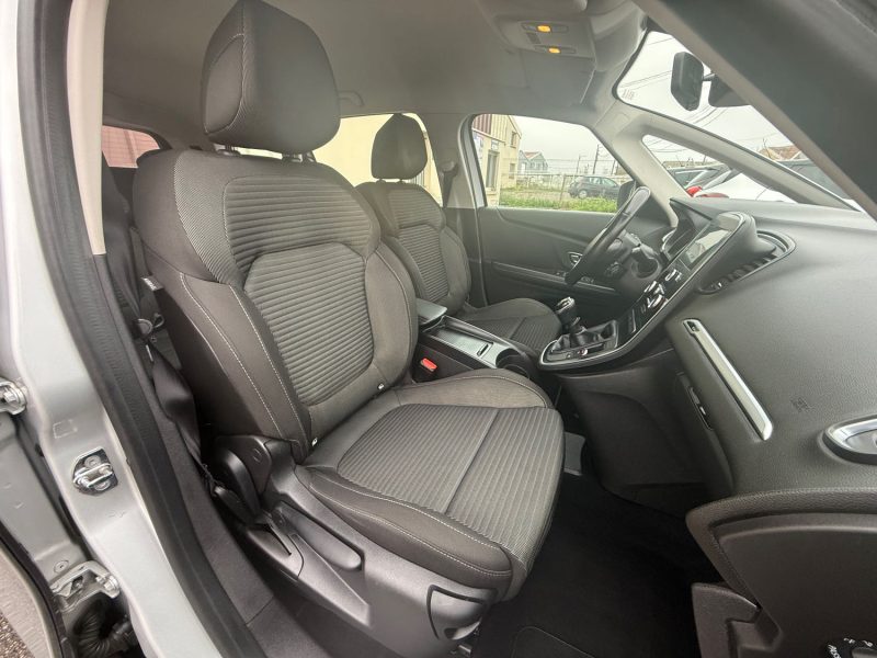 RENAULT GRAND SCENIC 4 - 1.2I - 16V TURBO TCE 130CV 7 PLACES 2017