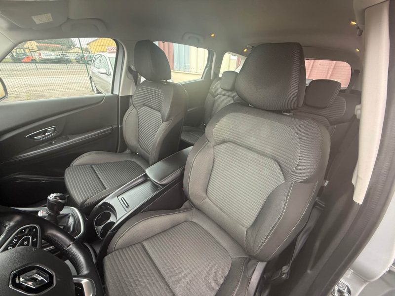 RENAULT GRAND SCENIC 4 - 1.2I - 16V TURBO TCE 130CV 7 PLACES 2017