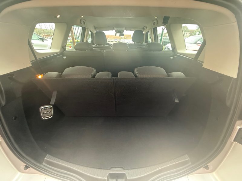 RENAULT GRAND SCENIC 4 - 1.2I - 16V TURBO TCE 130CV 7 PLACES 2017