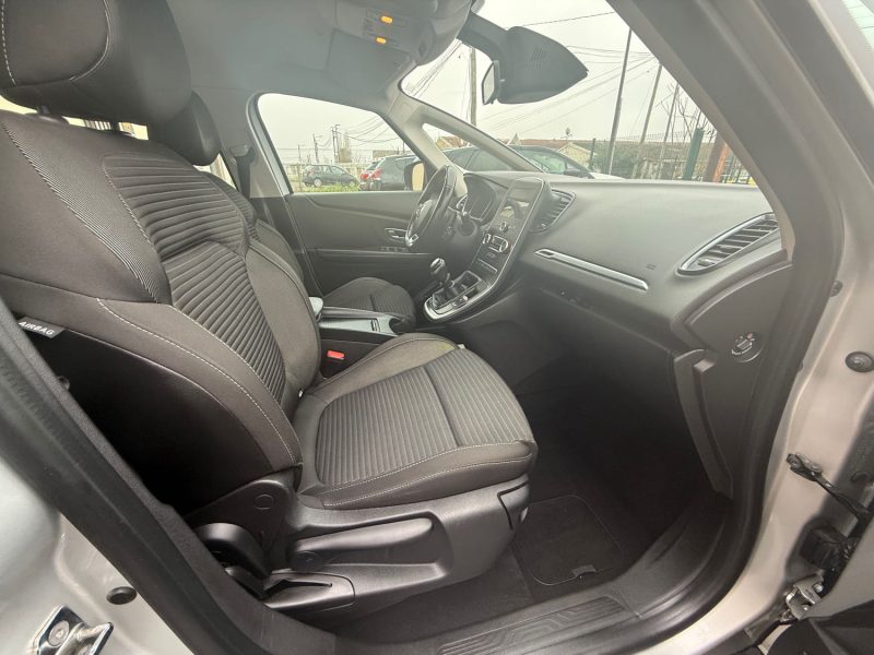 RENAULT GRAND SCENIC 4 - 1.2I - 16V TURBO TCE 130CV 7 PLACES 2017
