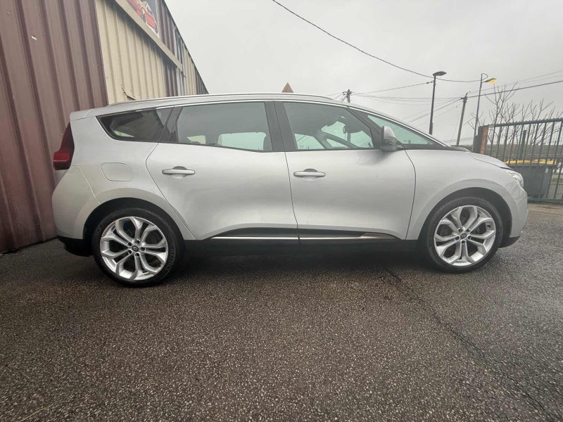 RENAULT GRAND SCENIC 4 - 1.2I - 16V TURBO TCE 130CV 7 PLACES 2017