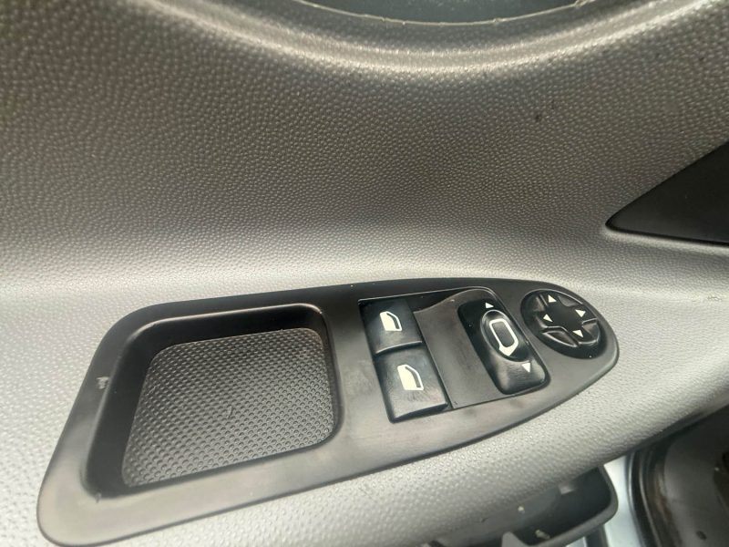 PEUGEOT EXPERT BOITE AUTOMATIQUE 2.0 HDI 163CV 16V TURBO 2012