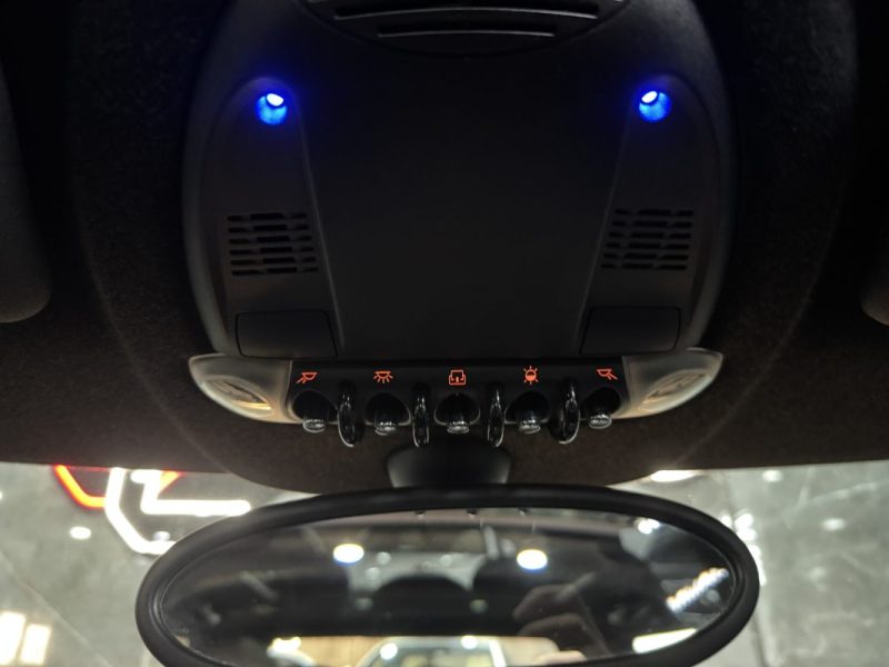 MINI MINI 2 R56 COOPER S 175 BVA 2008