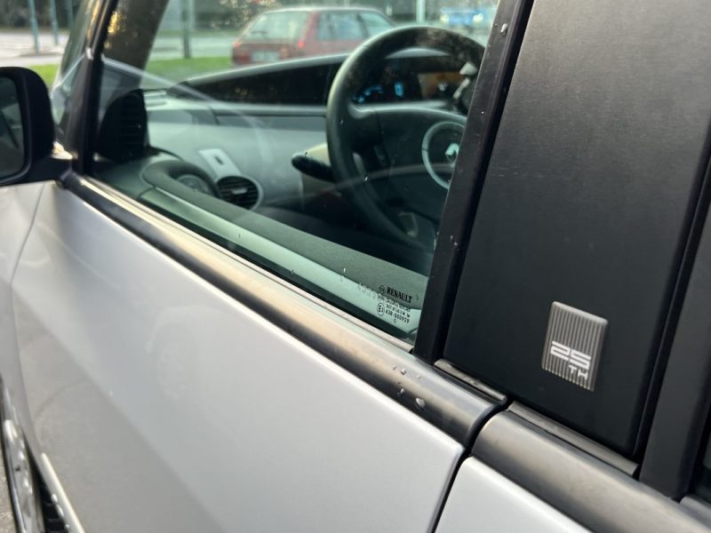 RENAULT ESPACE GRAND 4 IV PHASE 2 - 25TH 2.0 DCI 150 Cv 7 PLACES TOIT PANORAMIQUE GPS ECRAN DVD BVM6