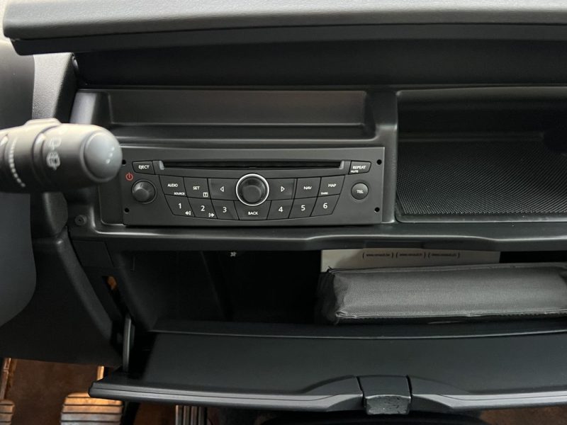 RENAULT ESPACE GRAND 4 IV PHASE 2 - 25TH 2.0 DCI 150 Cv 7 PLACES TOIT PANORAMIQUE GPS ECRAN DVD BVM6