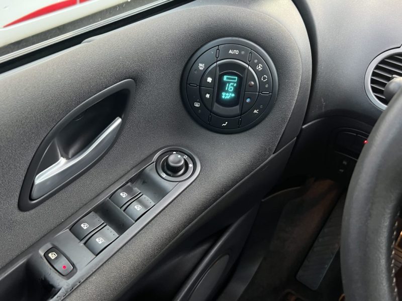 RENAULT ESPACE GRAND 4 IV PHASE 2 - 25TH 2.0 DCI 150 Cv 7 PLACES TOIT PANORAMIQUE GPS ECRAN DVD BVM6