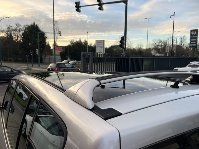 RENAULT ESPACE GRAND 4 IV PHASE 2 - 25TH 2.0 DCI 150 Cv 7 PLACES TOIT PANORAMIQUE GPS ECRAN DVD BVM6