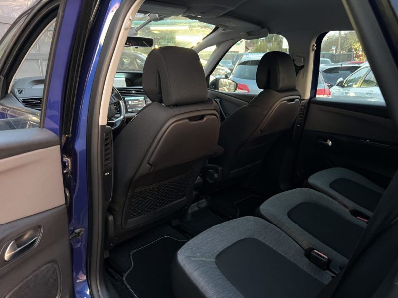 CITROEN C4 II 1.2 130 Cv BOITE AUTOMATIQUE / APPLE CARPLAY & ANDROID CAMERA - GARANTIE 1 AN