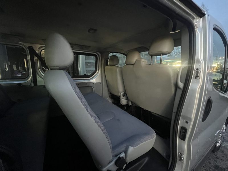 RENAULT TRAFIC COMBI 1.9 DCI 100 Cv 1ERE MAIN / 9 PLACES CLIMATISATION - GARANTIE 1 AN