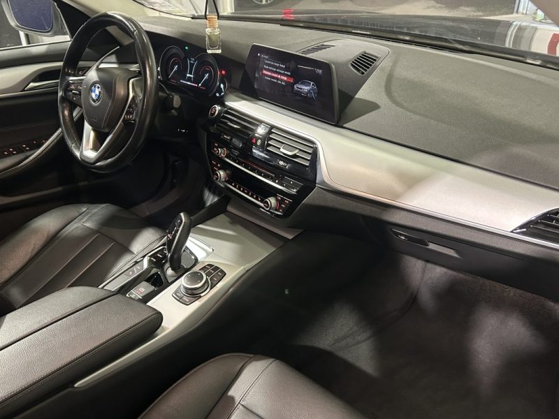 BMW SERIE 5 530E 252CH iPerformance LOUNGE EURO6D-T