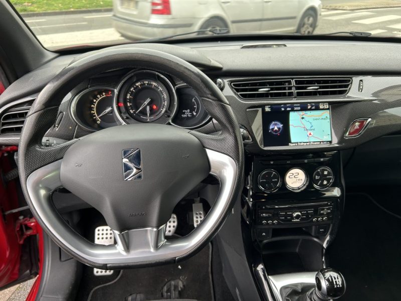 CITROEN DS3 SPORT CHIC