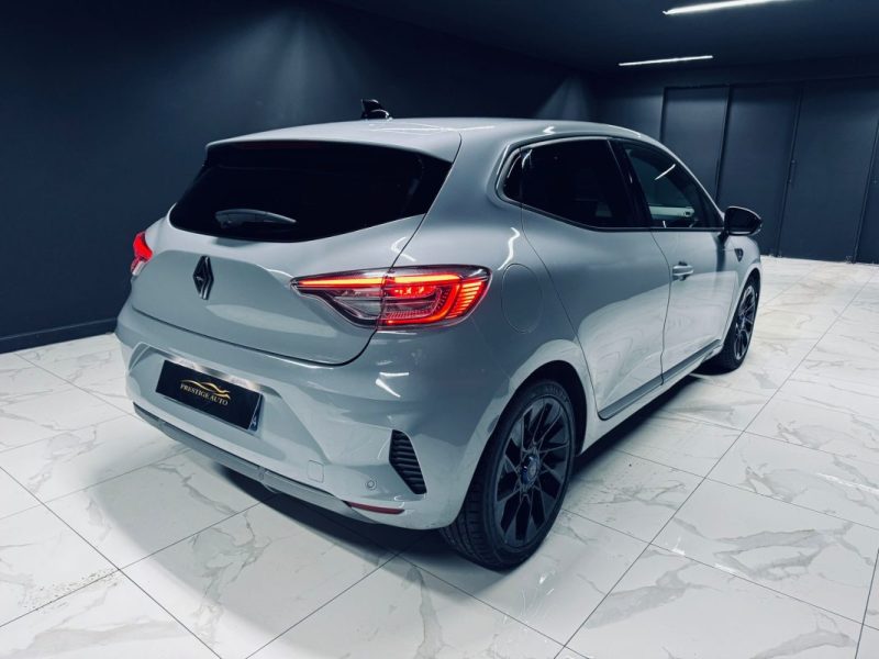 Renault Clio 1.6 E-Tech 145ch full hybrid esprit Alpine