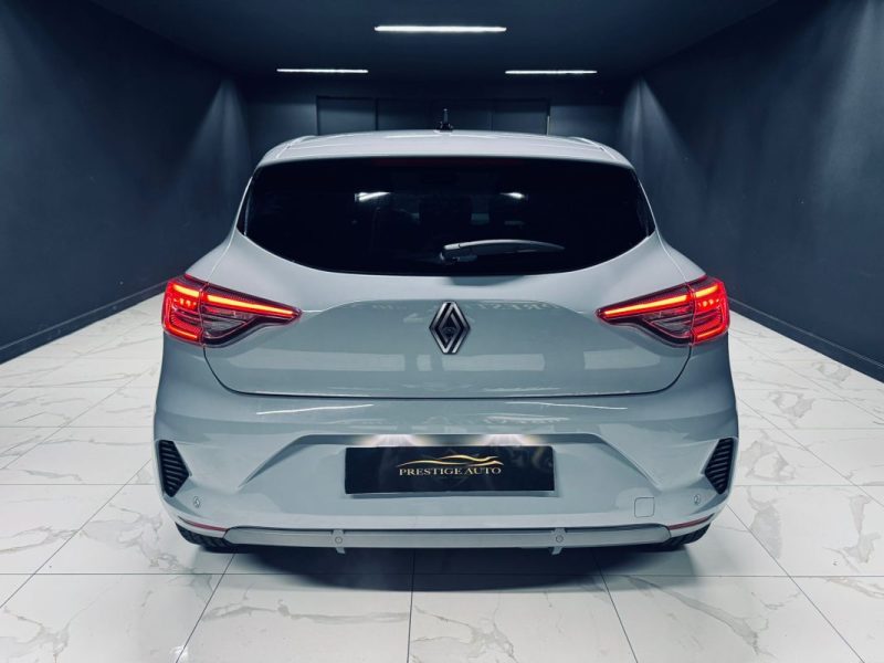 Renault Clio 1.6 E-Tech 145ch full hybrid esprit Alpine