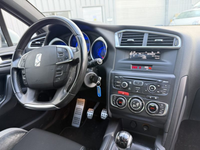 CITROEN DS4 1.6 VTI 120  120CV  Garantie