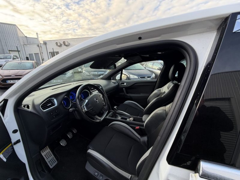 CITROEN DS4 1.6 VTI 120  120CV  Garantie