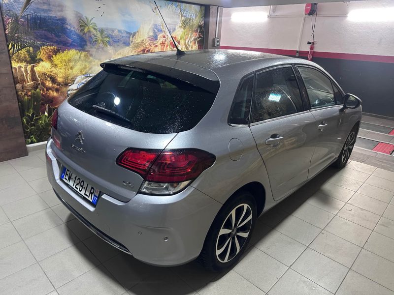 CITROEN C4 1.2 130CH MILLENIUM BOITE AUTO 68000KM