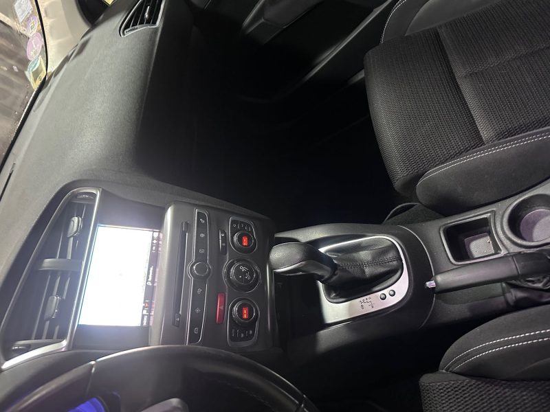 CITROEN C4 1.2 130CH MILLENIUM BOITE AUTO 68000KM