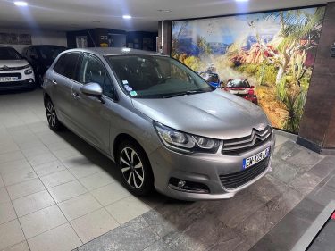 CITROEN C4 1.2 130CH MILLENIUM BOITE AUTO 68000KM
