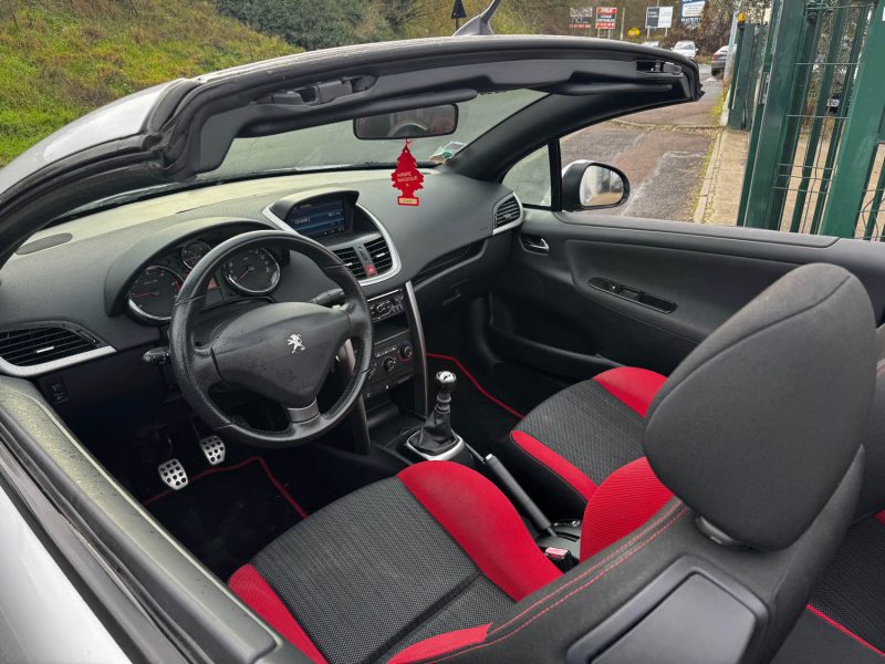 PEUGEOT 207 CC 1.6 HDI 112 FELINE EDITION 64 