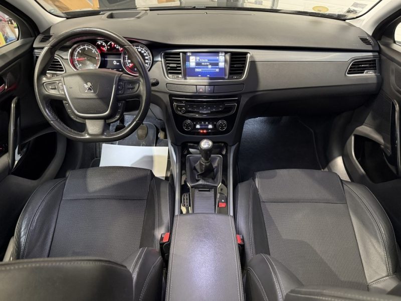 PEUGEOT 508 2.0 BLUEHDI 150CH ALLURE / ATTELAGE / SUIVI D'ENTRETIEN COMPLET 