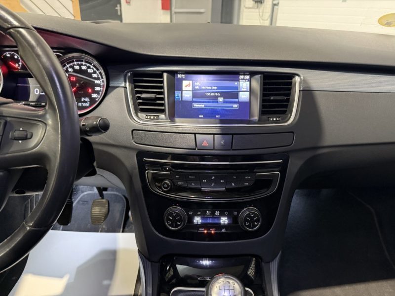 PEUGEOT 508 2.0 BLUEHDI 150CH ALLURE / ATTELAGE / SUIVI D'ENTRETIEN COMPLET 